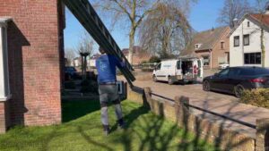 Schoorsteen onderhoud Bodegraven ladder bus